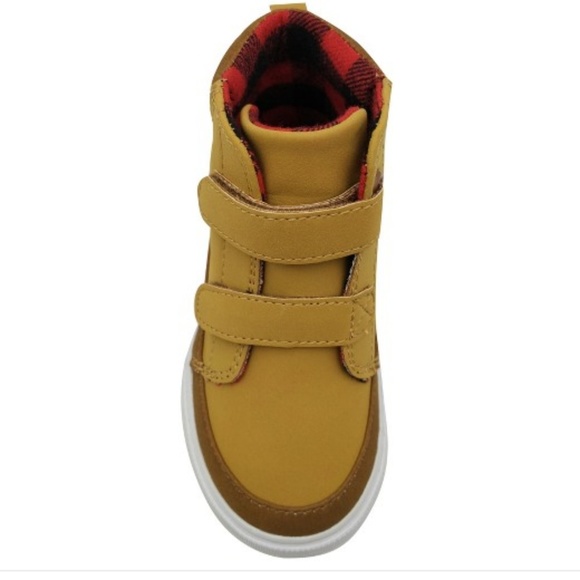 cat & jack Other - Cat & Jack Matt Shoes in Wheat